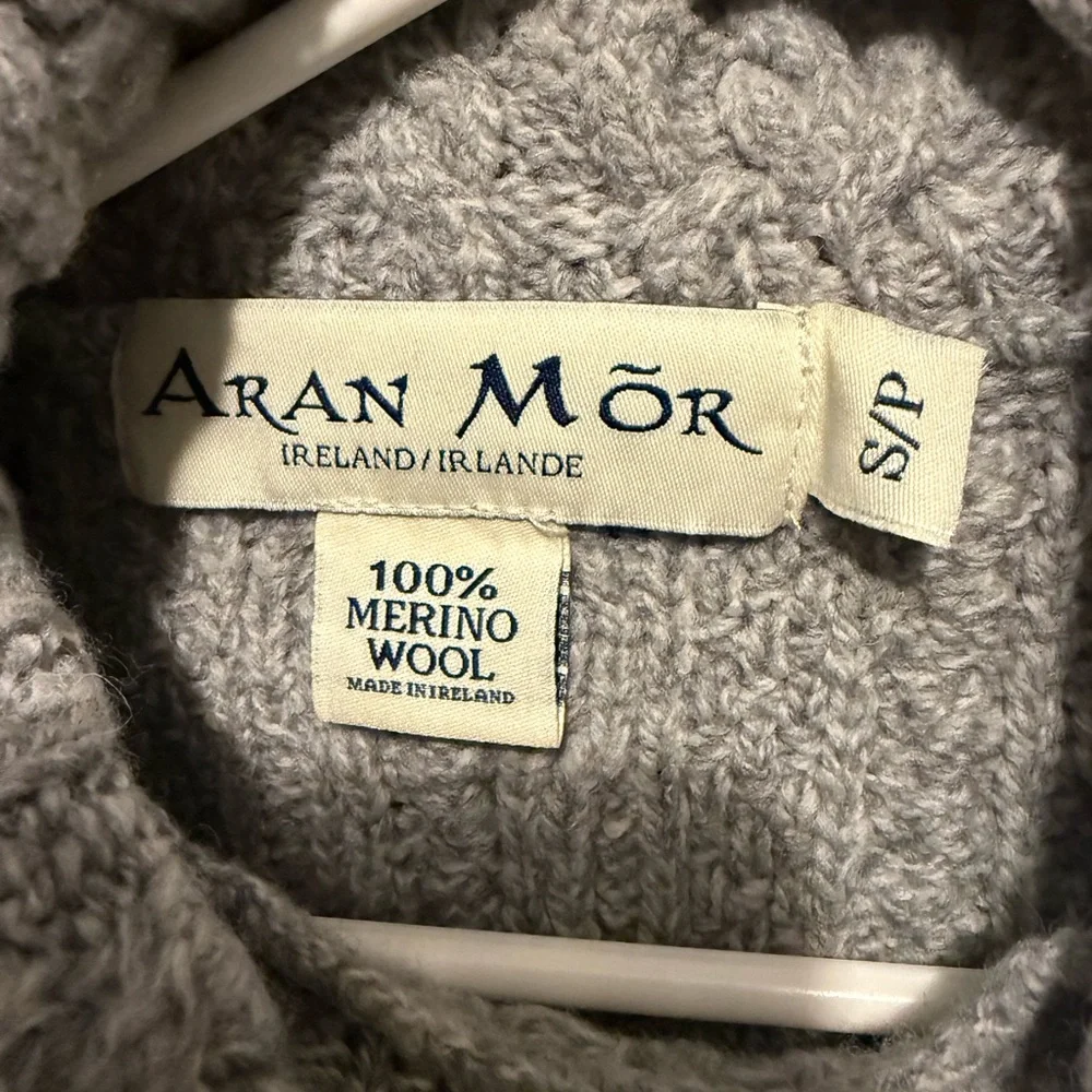 Aran Mòr Merino Wool Sweater
 Light Gray Cable Knit Cowl Neck Sweater - Picture 2 of 6